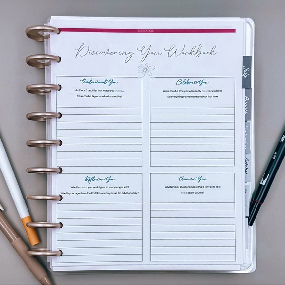 Stylish Brown and White Home Office Planner - Picture 4 of 12